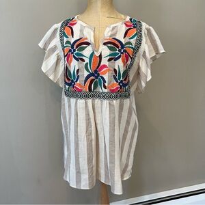 NWT Embroidered boho Oatmeal Ivory Stripe Flutter Sleeve Sz M‎ Lightweight